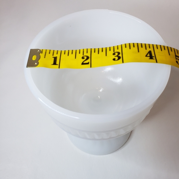 Vintage Milk Glass Pedestal Bowl White Footed Ribbed Planter Vase - Picture 6 of 12